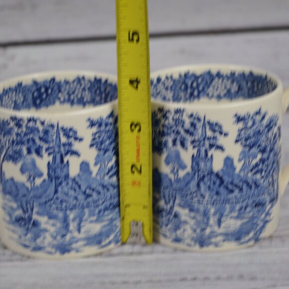 Wedgwood Romantic England Holy Trinity Church Stratford-on-Avon Mug Set READ - Picture 11 of 16